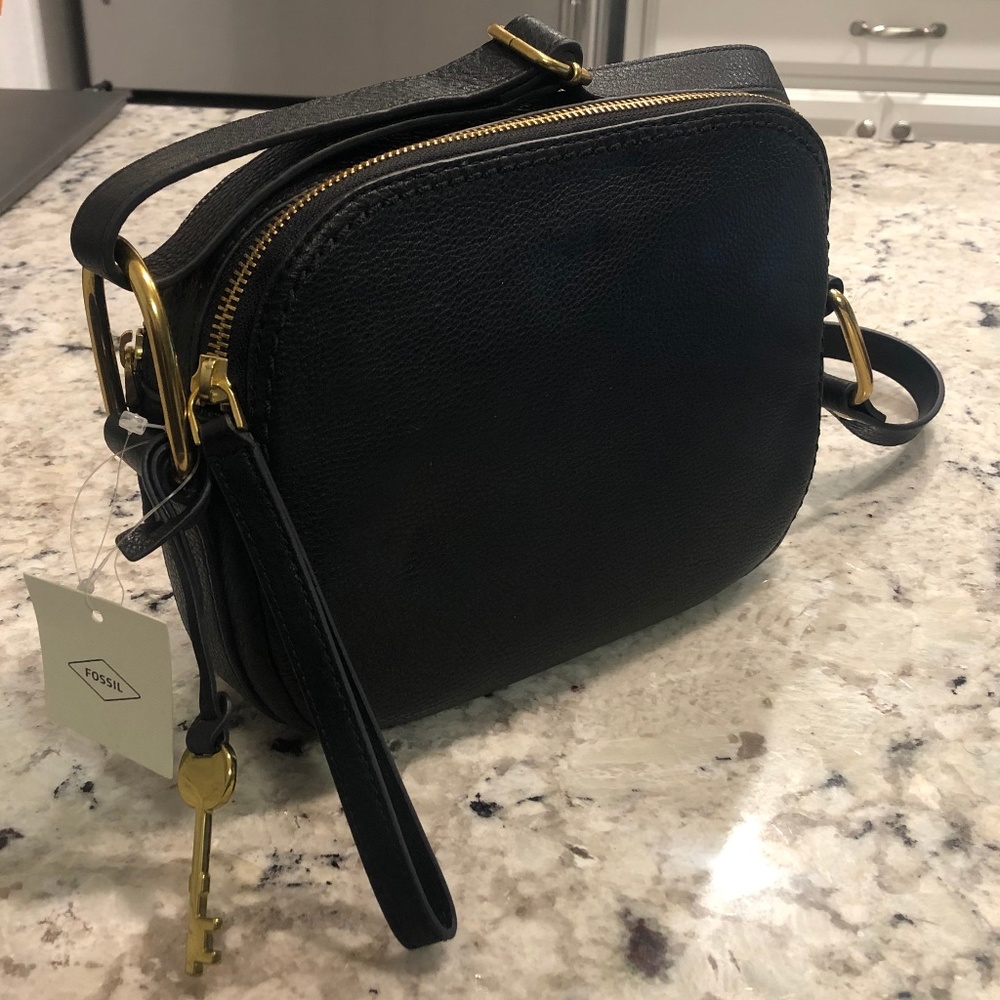 NWT Fossil Elle Crossbody Purse (Black)